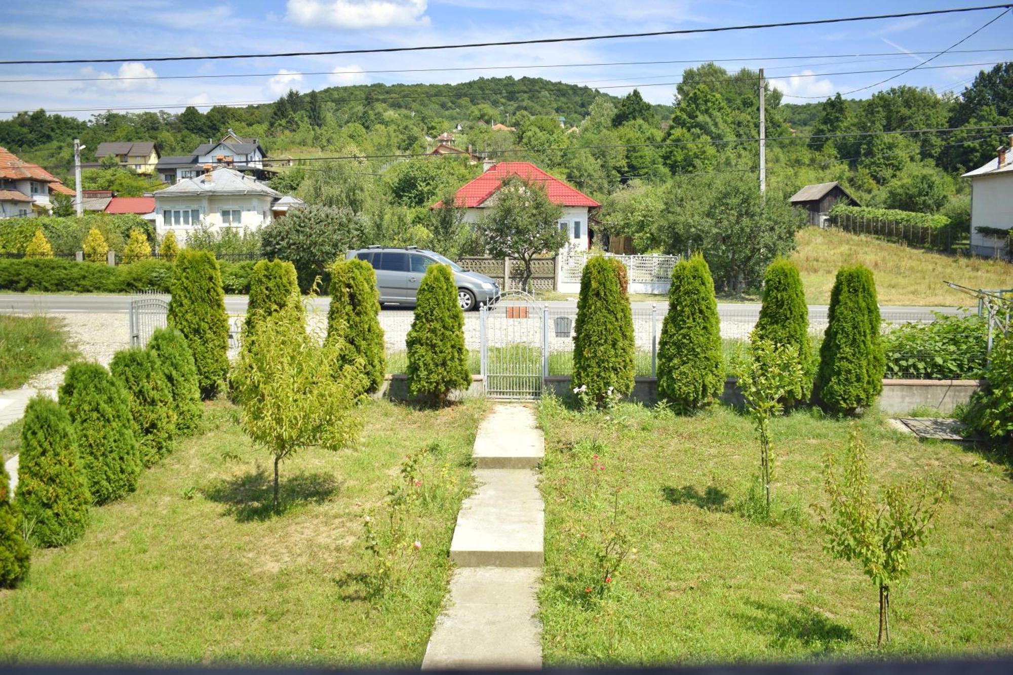 Cazare Antonia Curtea de Argeş Buitenkant foto